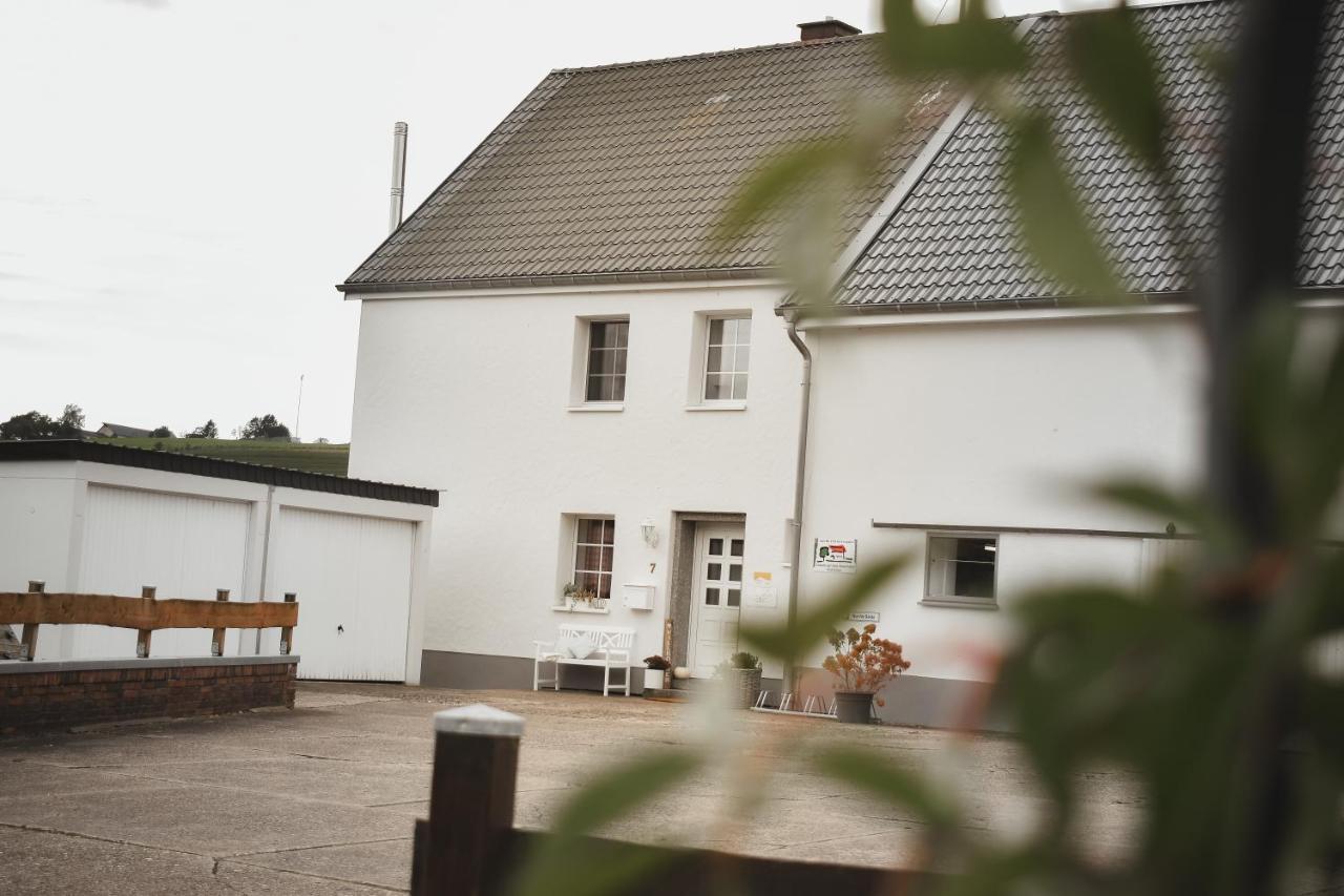Wohlfuehl-Ferienhaus Eifel-Landurlaub Mit Herz Dahlem  Bagian luar foto